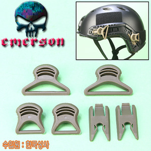 Helmet Goggle Belt Holder / DE